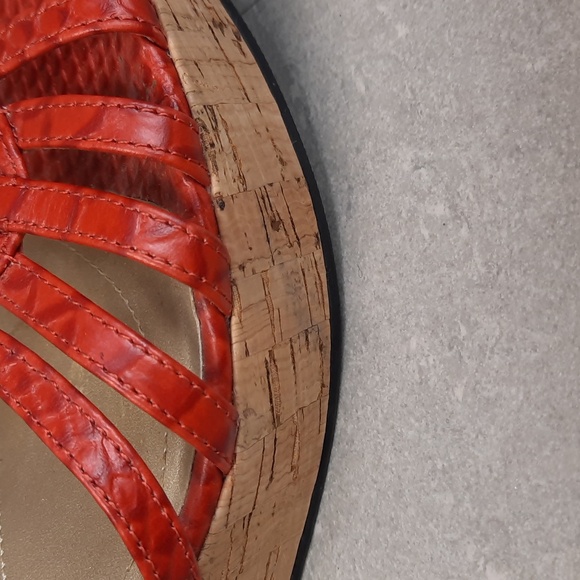 Tahari Star red strappy leather cork wedge sandals boho vacation resort, size 8 - Picture 5 of 9